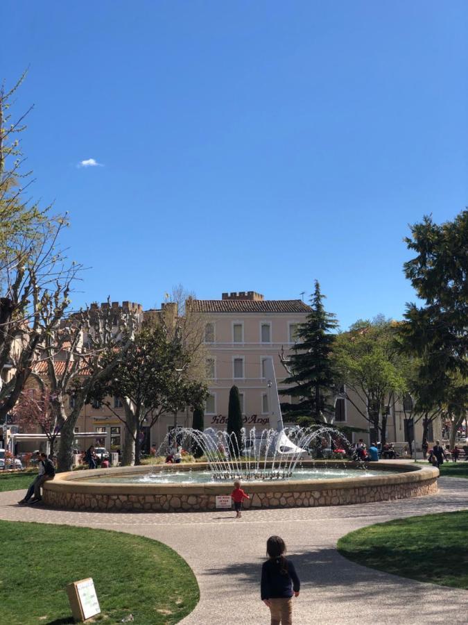 Le Panoramique Salonais Daire Dış mekan fotoğraf